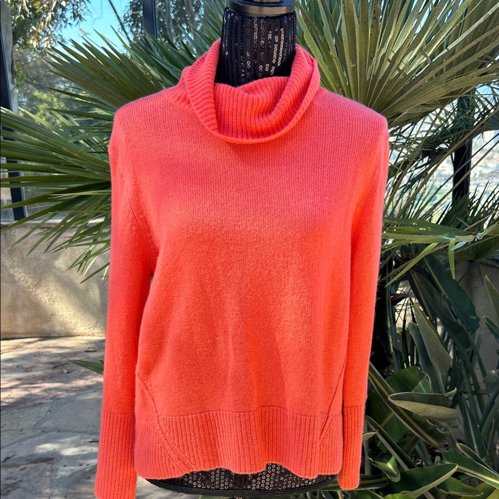 Van Kukil Kashmir/Cashmere Coral Sweater